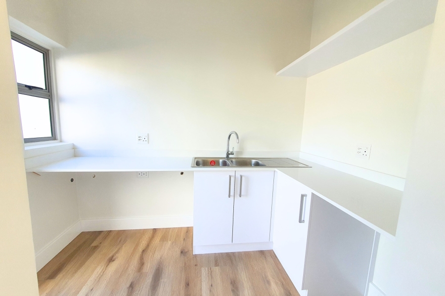 4 Bedroom Property for Sale in Vierlanden Western Cape